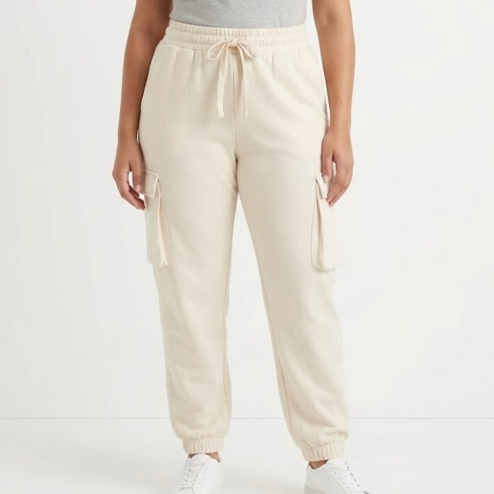 Zara Cream Cargo Joggers with Drawstring Waist